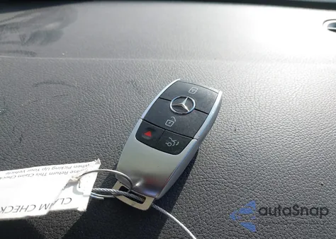 2019 Mercedes-Benz A 220 4Matic from USA, damaged, VIN WDD3G4FB1KW010597